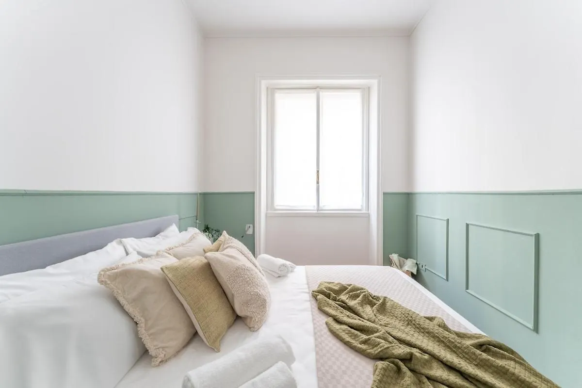 Duomo Dream Apartment Milano 0*,  Italia